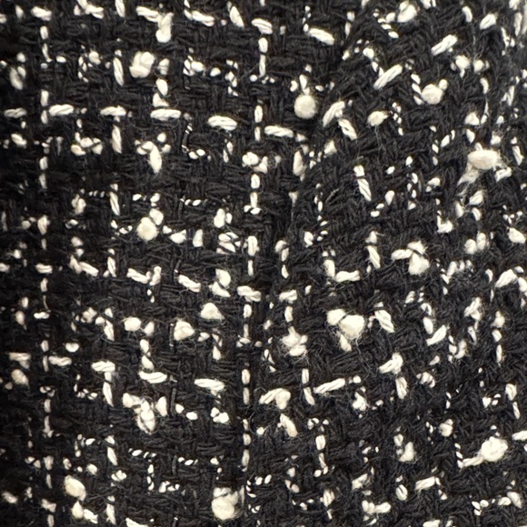 Zara Black and White Tweed Cropped Blazer - Picture 3 of 6
